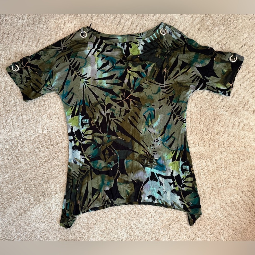 Cable & Gauge open shoulder blouse size M in EUC